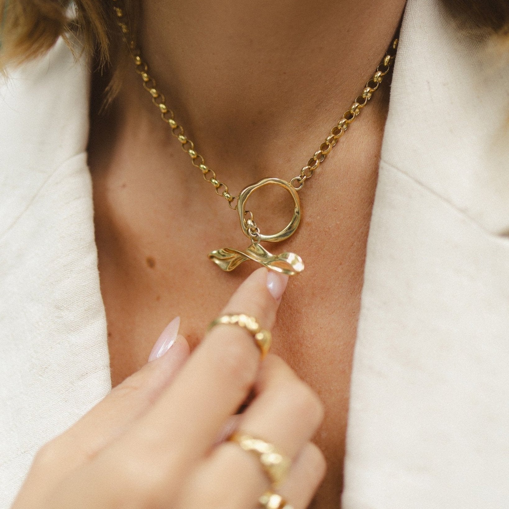 PREZENT NA ŚWIĘTA DLA BLISKIEJ KOBIETY - BIŻUTERIA - Marai Jewelry