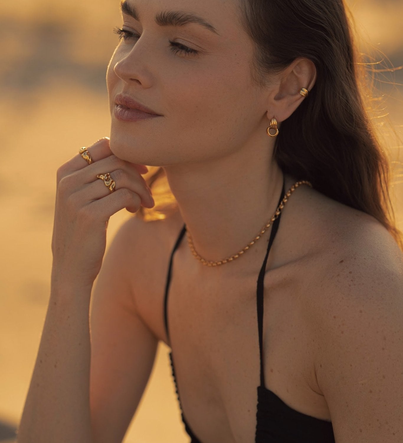  - kolczyki Boss Babe Gold - Marai Jewelry