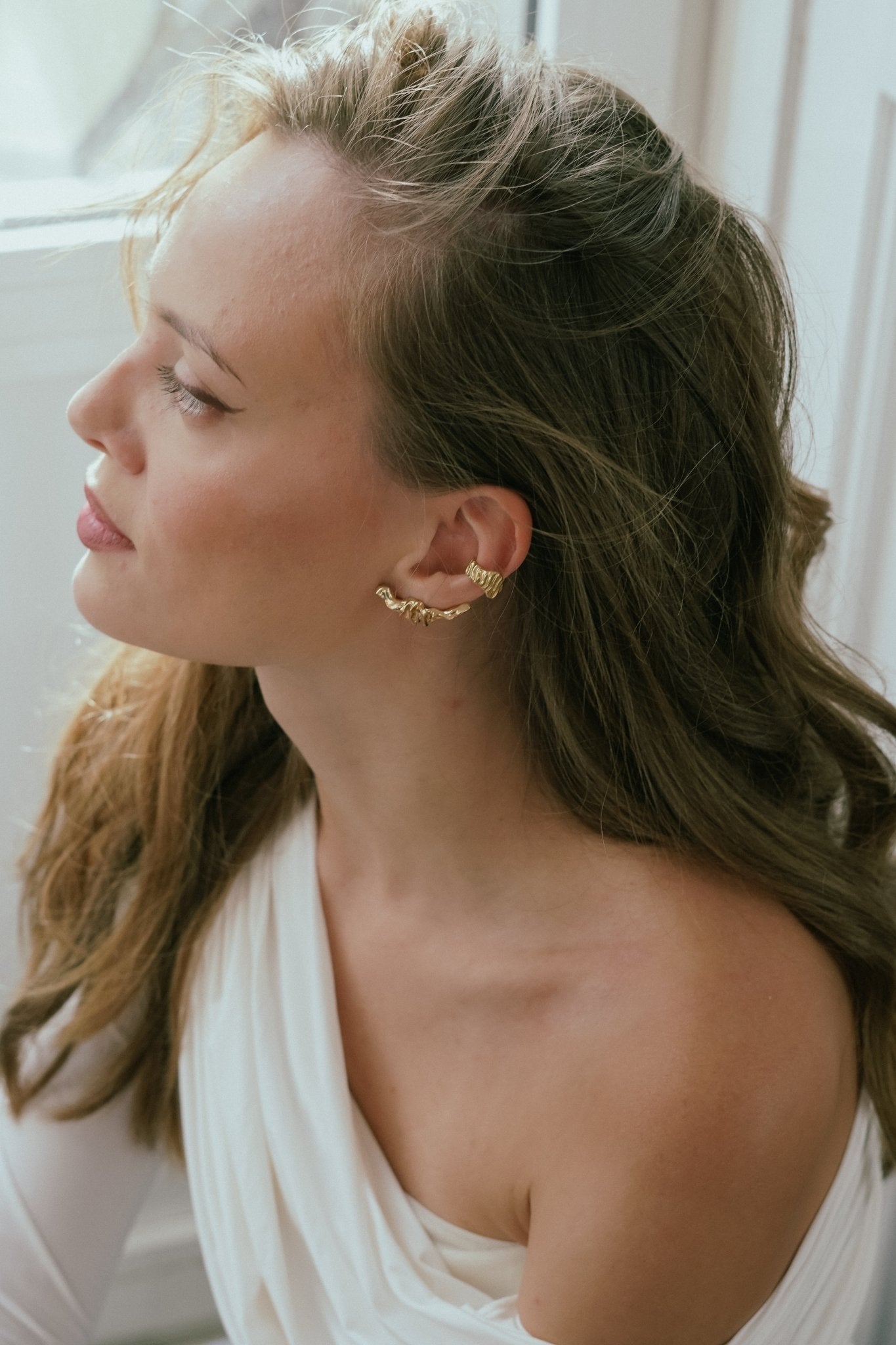  - nausznica ONDA gold - Marai Jewelry