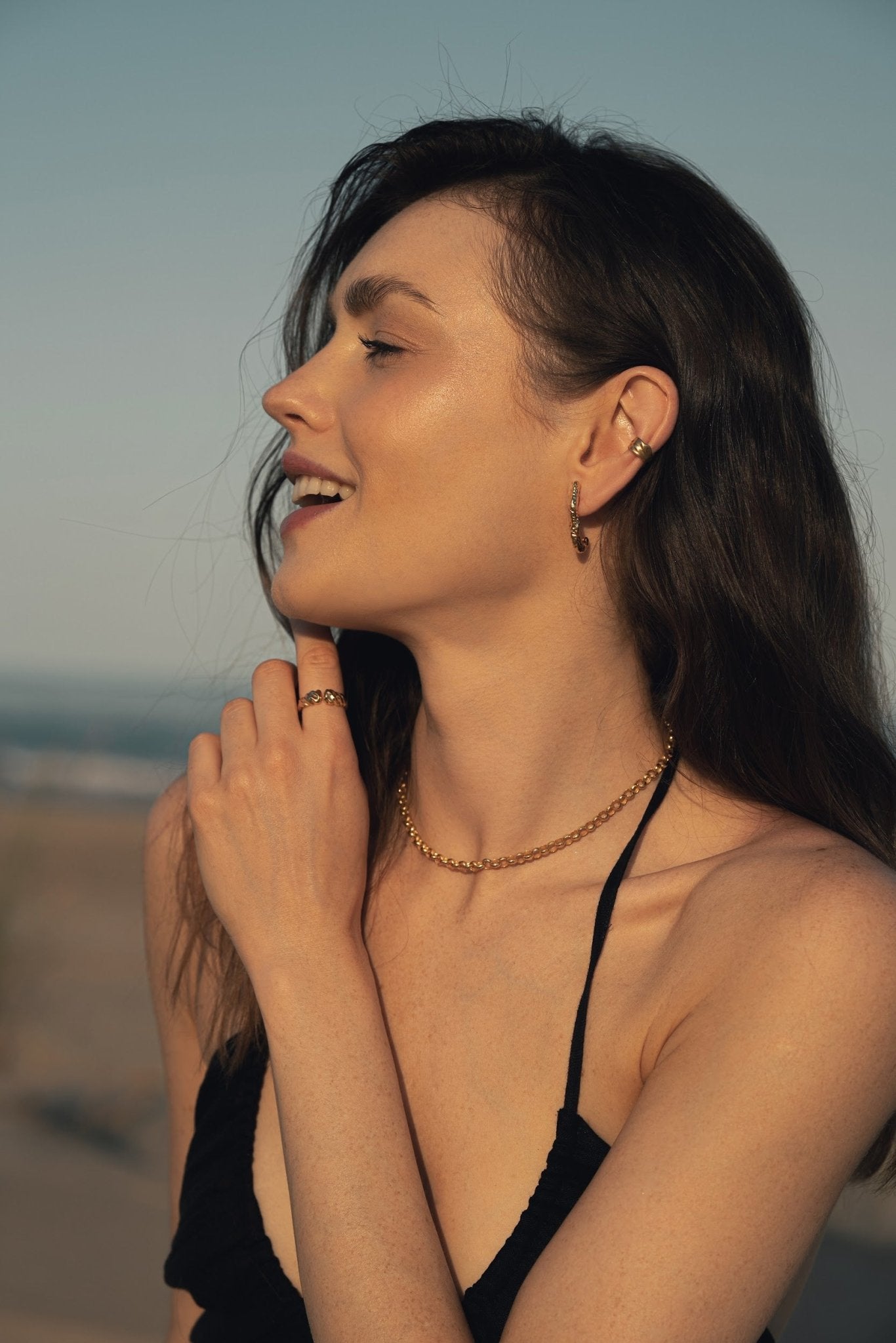  - Nausznica Warm Embrace Gold - Marai Jewelry